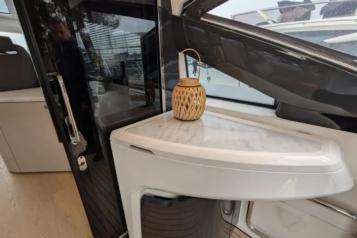 Thumbnail von Fairline Targa 45 GT Tender Garage & Hi/Lo Swimplatform