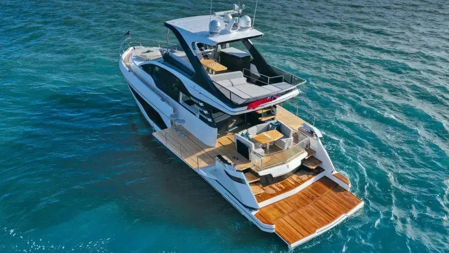 Thumbnail von Fairline Squadron 58 On Order