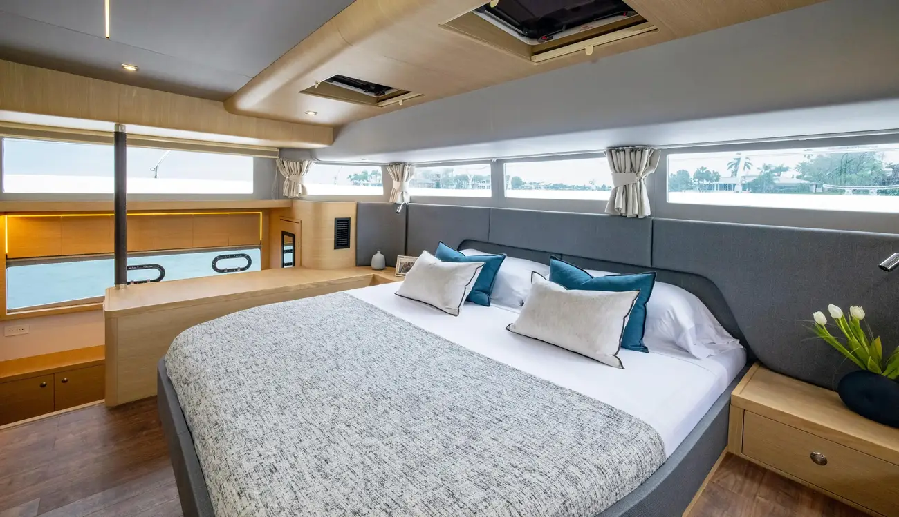 Thumbnail von Aquila 54 Yacht AQUILA 54