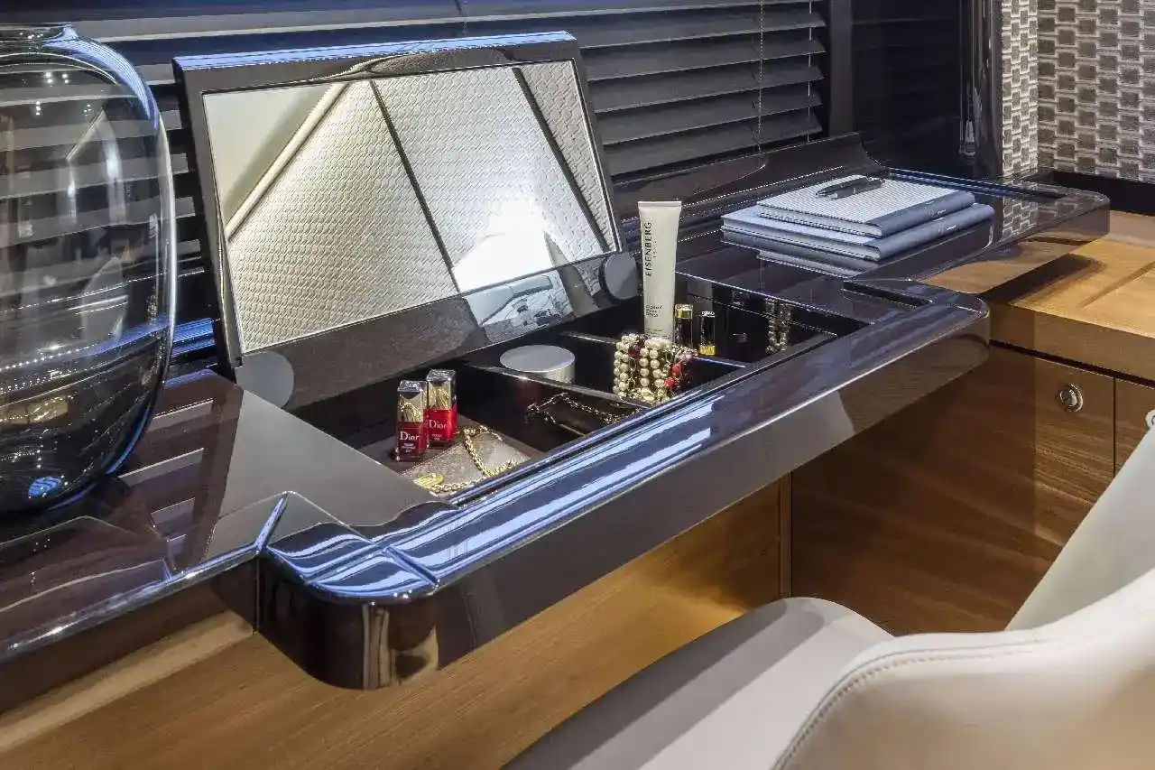 Thumbnail von Absolute Navetta 68