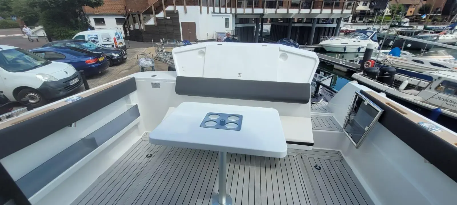 Thumbnail von Galeon Galia 750 HT Twin Engine and Bow Thruster