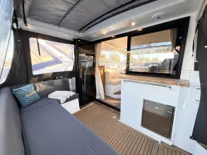 Thumbnail von Sealine C330 VOLVO JOYSTICK CONTROL