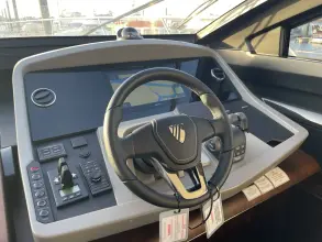 Thumbnail von Fairline Squadron 58