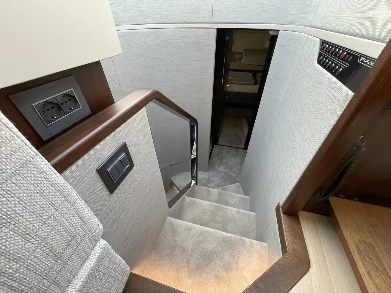 Thumbnail von Fairline Squadron 58