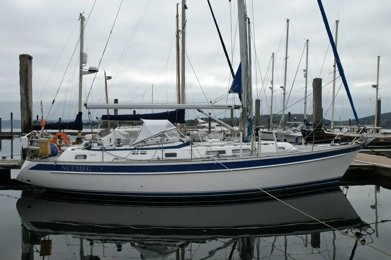 Thumbnail von Hallberg-Rassy 39 MK II Nutmeg of Rhu