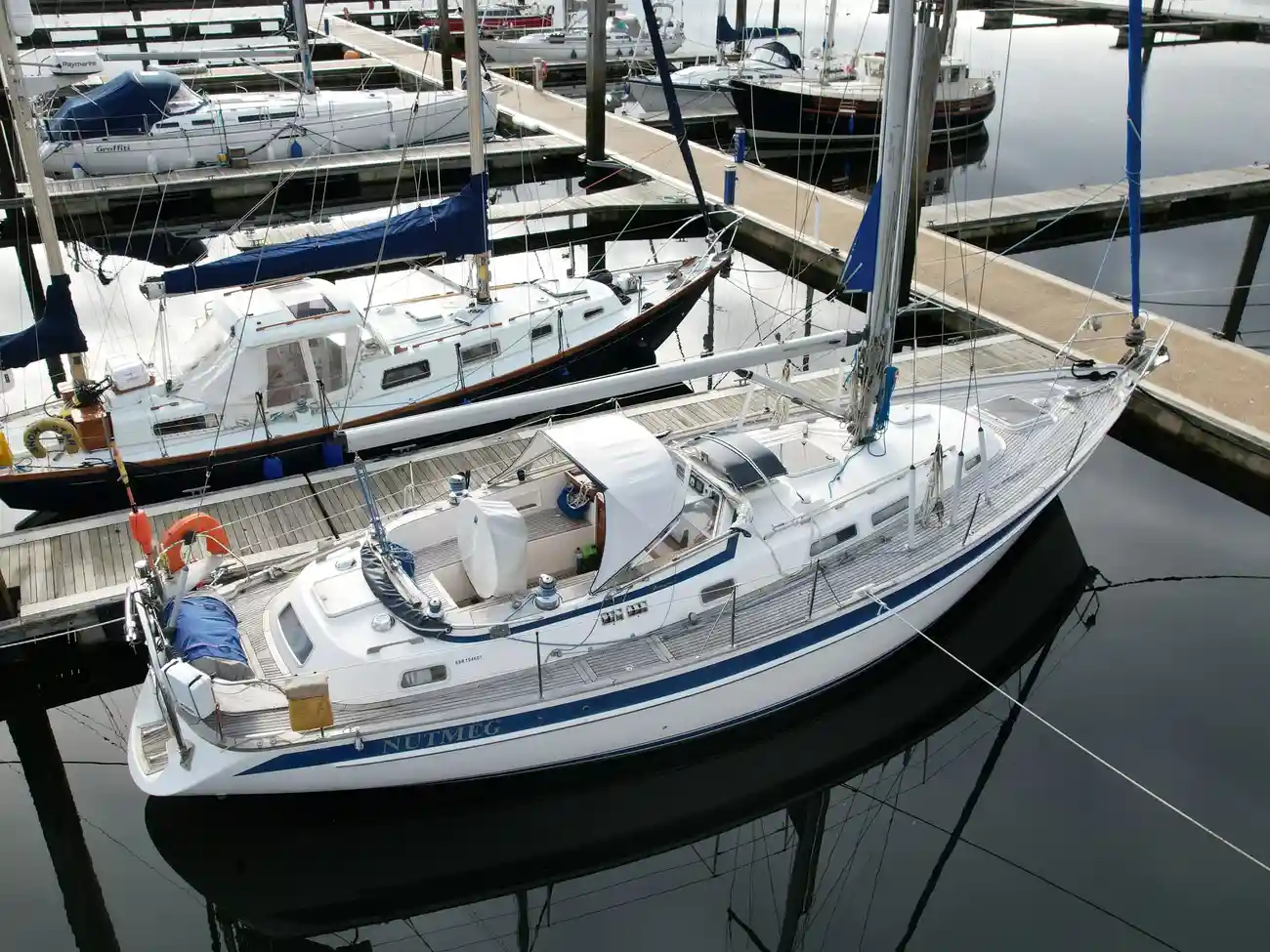 Thumbnail von Hallberg-Rassy 39 MK II Nutmeg of Rhu