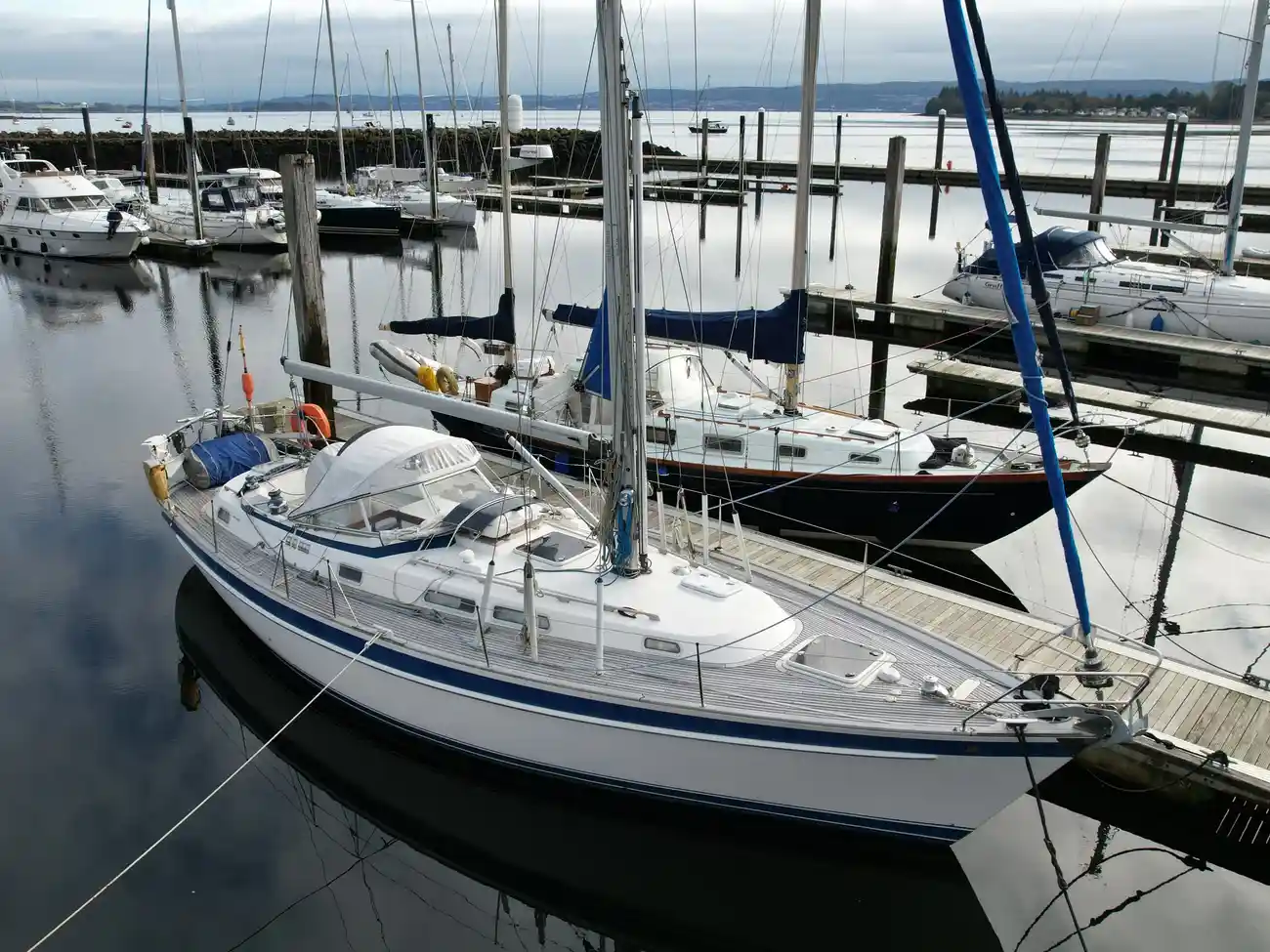 Thumbnail von Hallberg-Rassy 39 MK II Nutmeg of Rhu