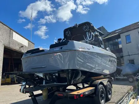 Thumbnail von Moomba Craz