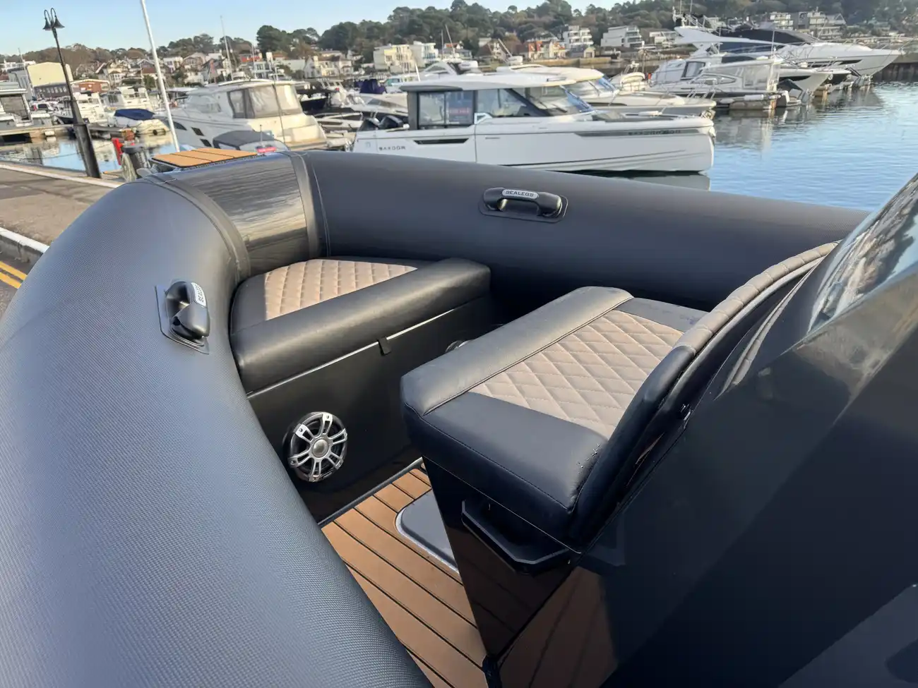 Thumbnail von Sealegs 7.5m Amphibious RIB