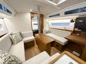 Thumbnail von Jeanneau Sun Odyssey 380