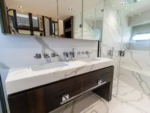 Thumbnail von Sunseeker 95 Yacht 4682695