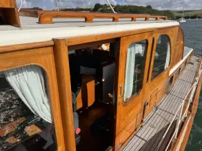 Thumbnail von Moody 43 Fred Parker 43' Fred Parker twin screw motor yacht