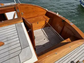 Thumbnail von Moody 43 Fred Parker 43' Fred Parker twin screw motor yacht