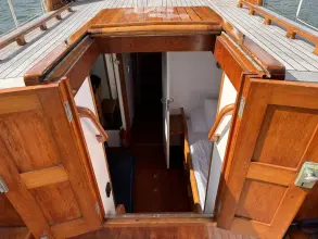 Thumbnail von Moody 43 Fred Parker 43' Fred Parker twin screw motor yacht