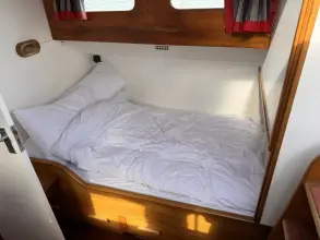 Thumbnail von Moody 43 Fred Parker 43' Fred Parker twin screw motor yacht