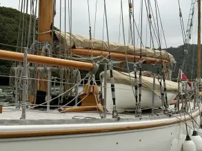 Thumbnail von Laurent Giles Dyarchy Gaff Cutter