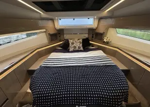 Thumbnail von Sealine F430