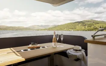 Thumbnail von Sealine F430