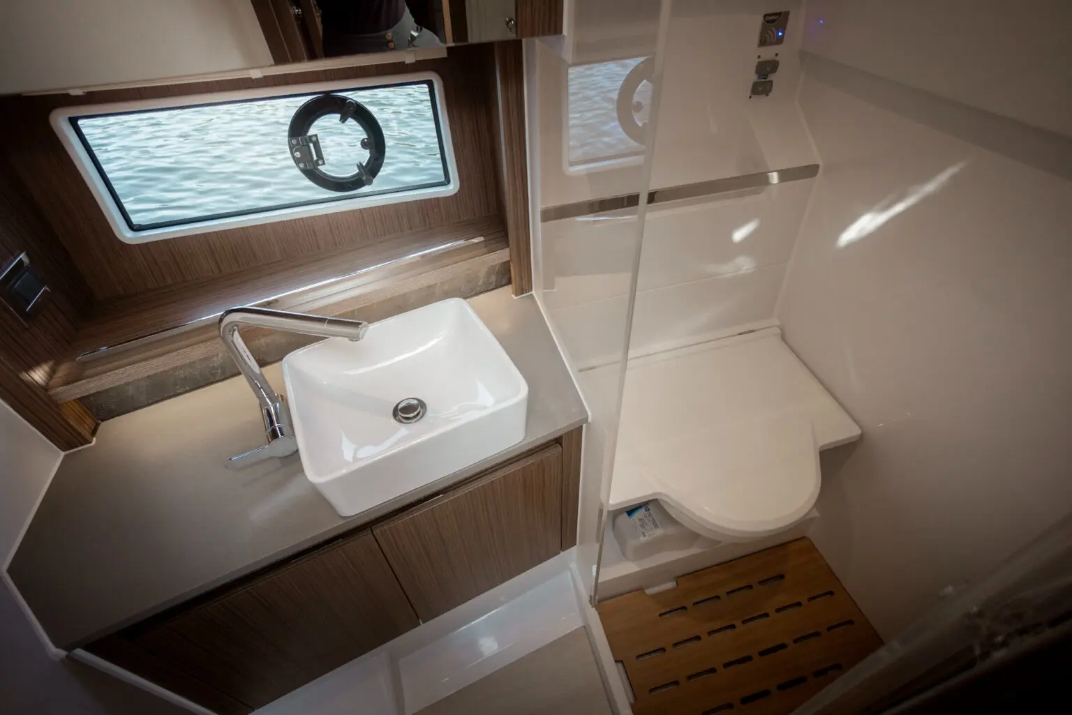 Thumbnail von Sealine C335