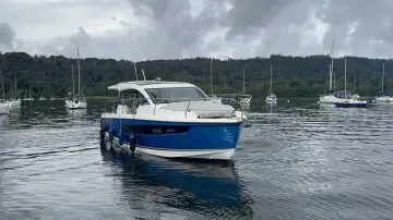 Thumbnail von Sealine C335