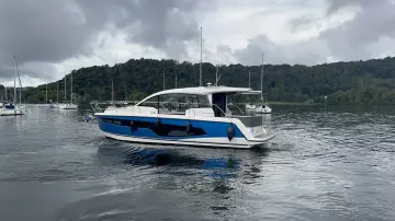 Thumbnail von Sealine C335