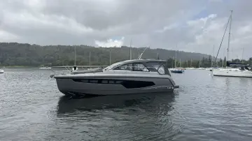 Thumbnail von Sealine S335