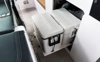 Thumbnail von Four Winns H9