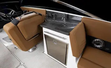 Thumbnail von Four Winns H9