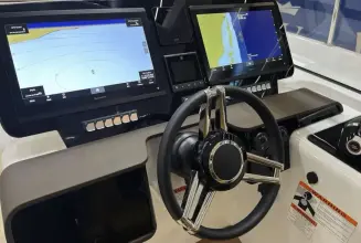 Thumbnail von Four Winns TH36