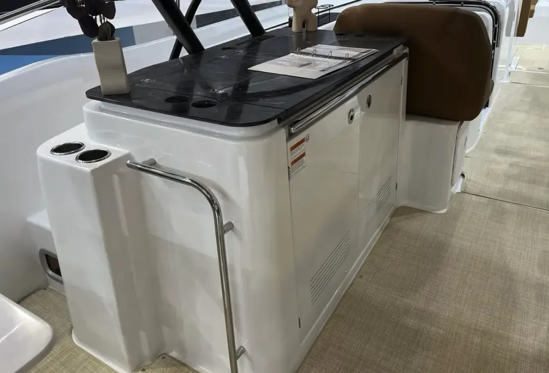 Thumbnail von Four Winns TH36