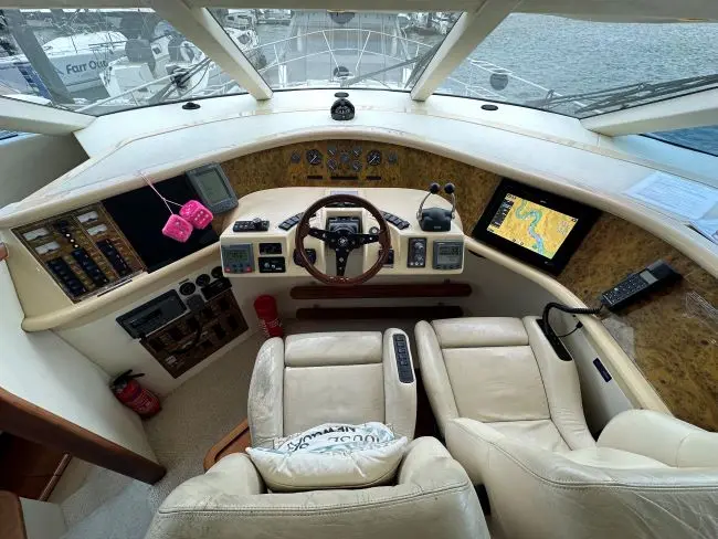 Thumbnail von Fairline Squadron 52