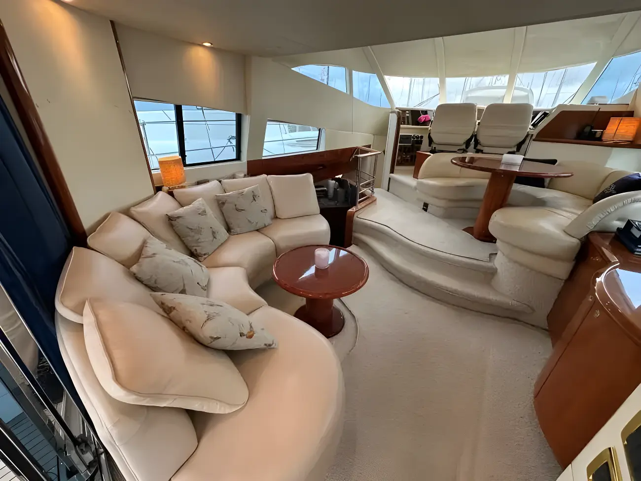 Thumbnail von Fairline Squadron 52