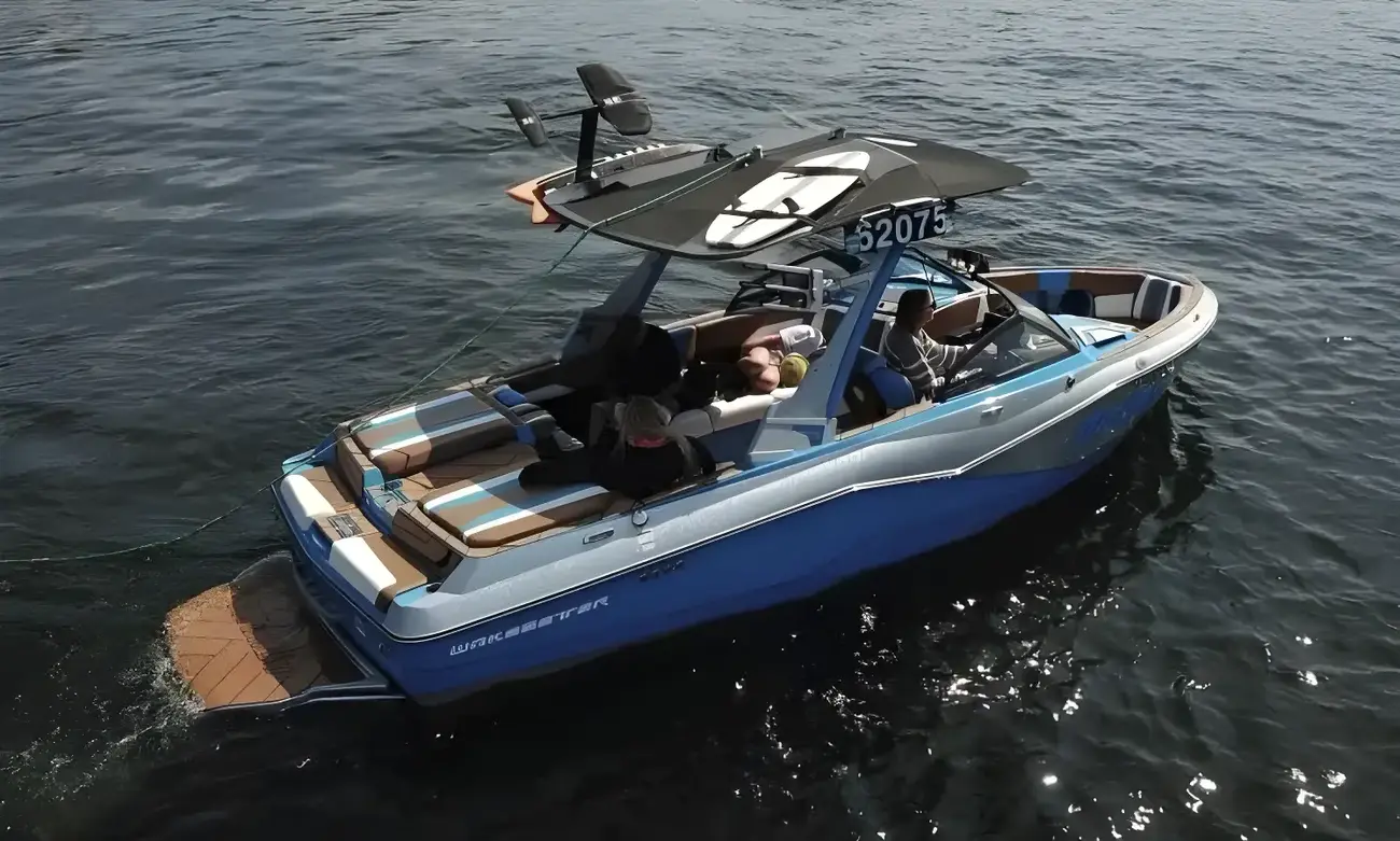 Malibu Wakesetter 22 LSV