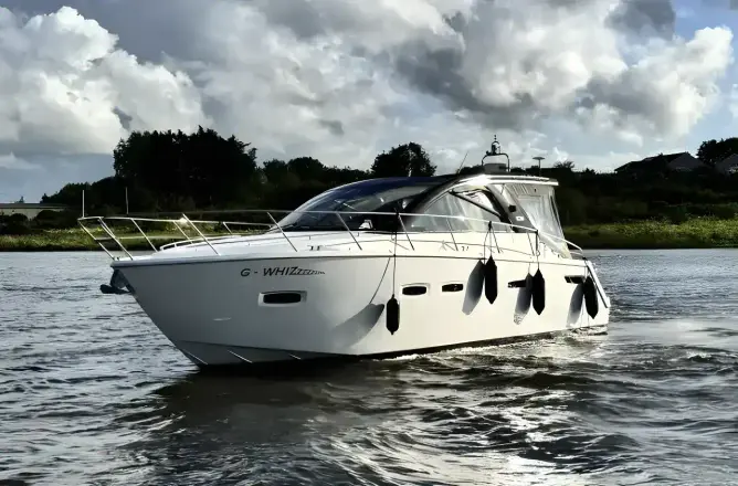 Sealine SC35 G-Whizz