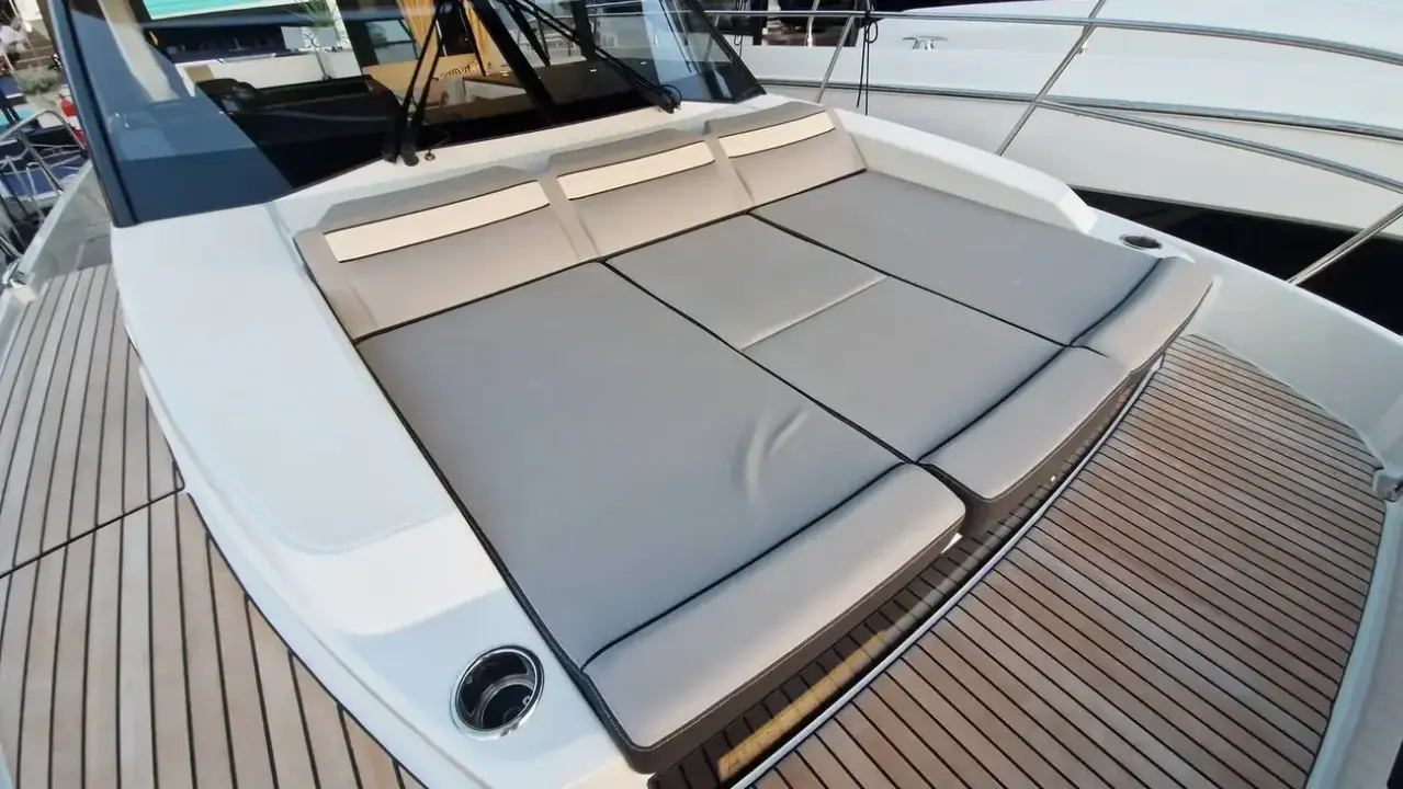 Jeanneau Merry Fisher 1095 Coupe Series 2