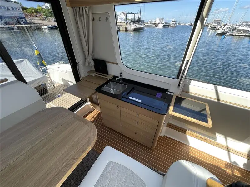 Thumbnail von Nimbus C11