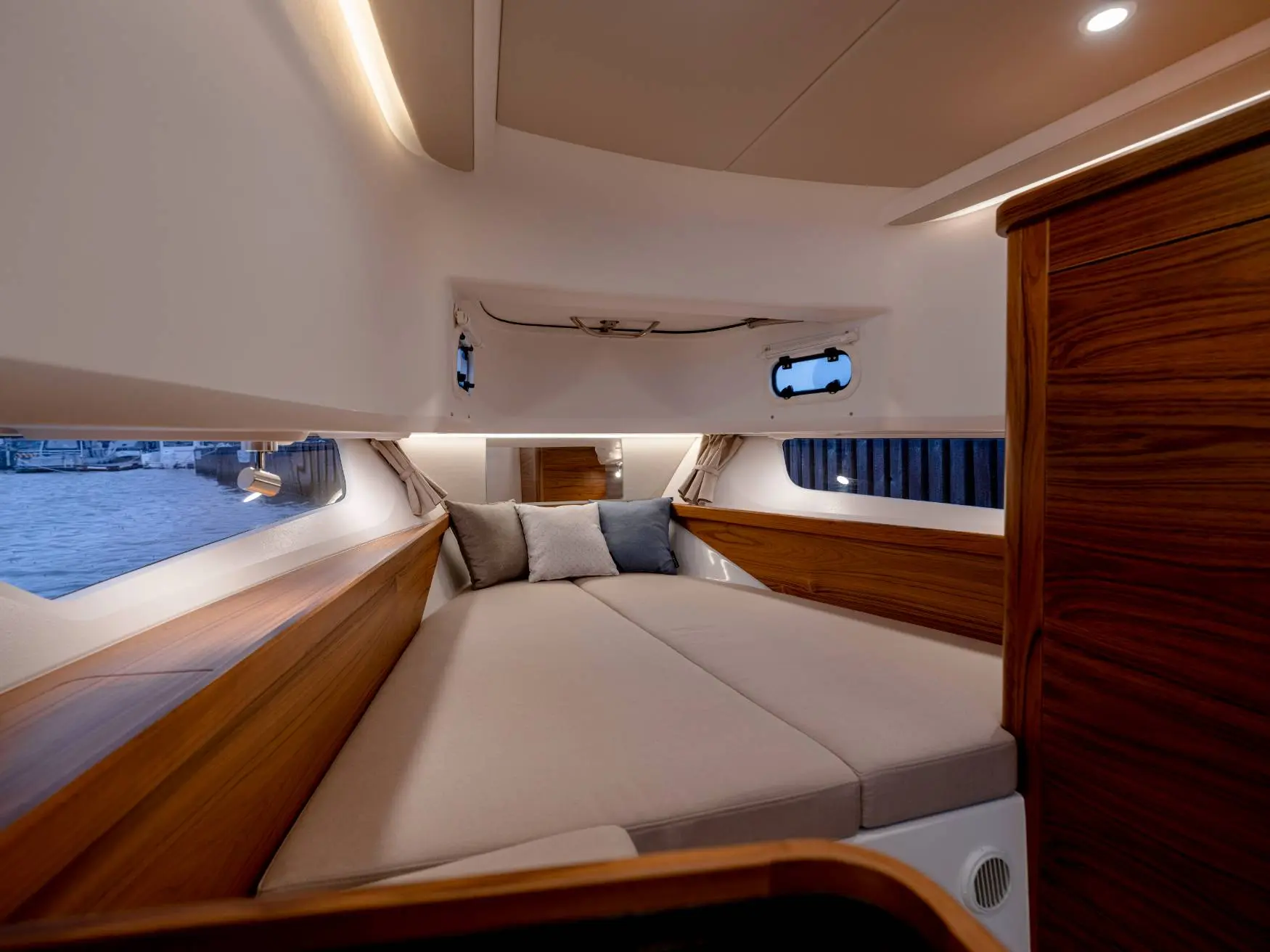 Thumbnail von Nimbus C11