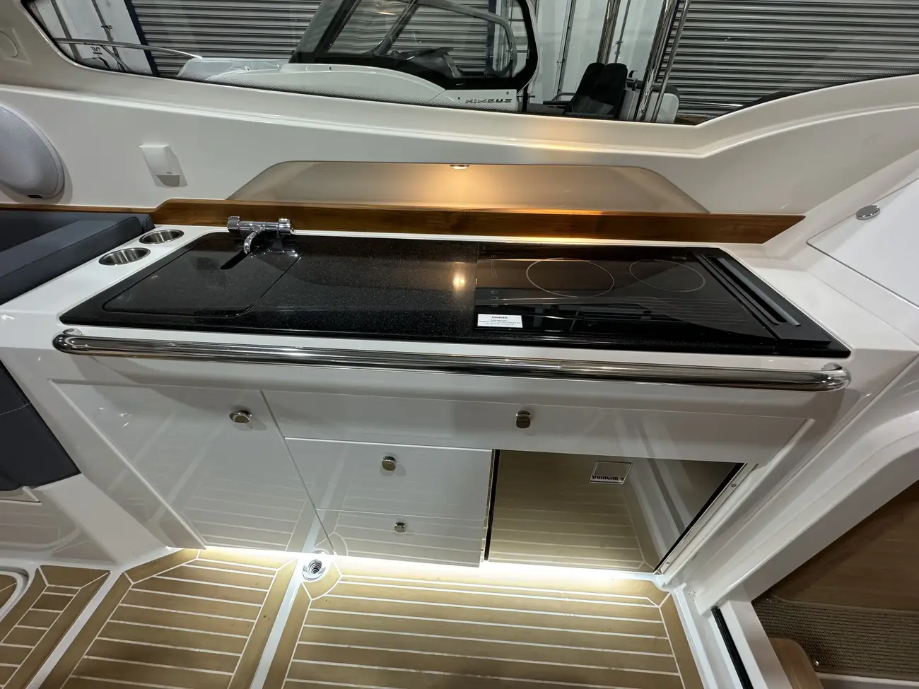 Thumbnail von Nimbus W9