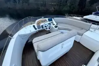 Thumbnail von Sealine F37 Lou Lou