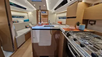 Thumbnail von Jeanneau Sun Odyssey 350