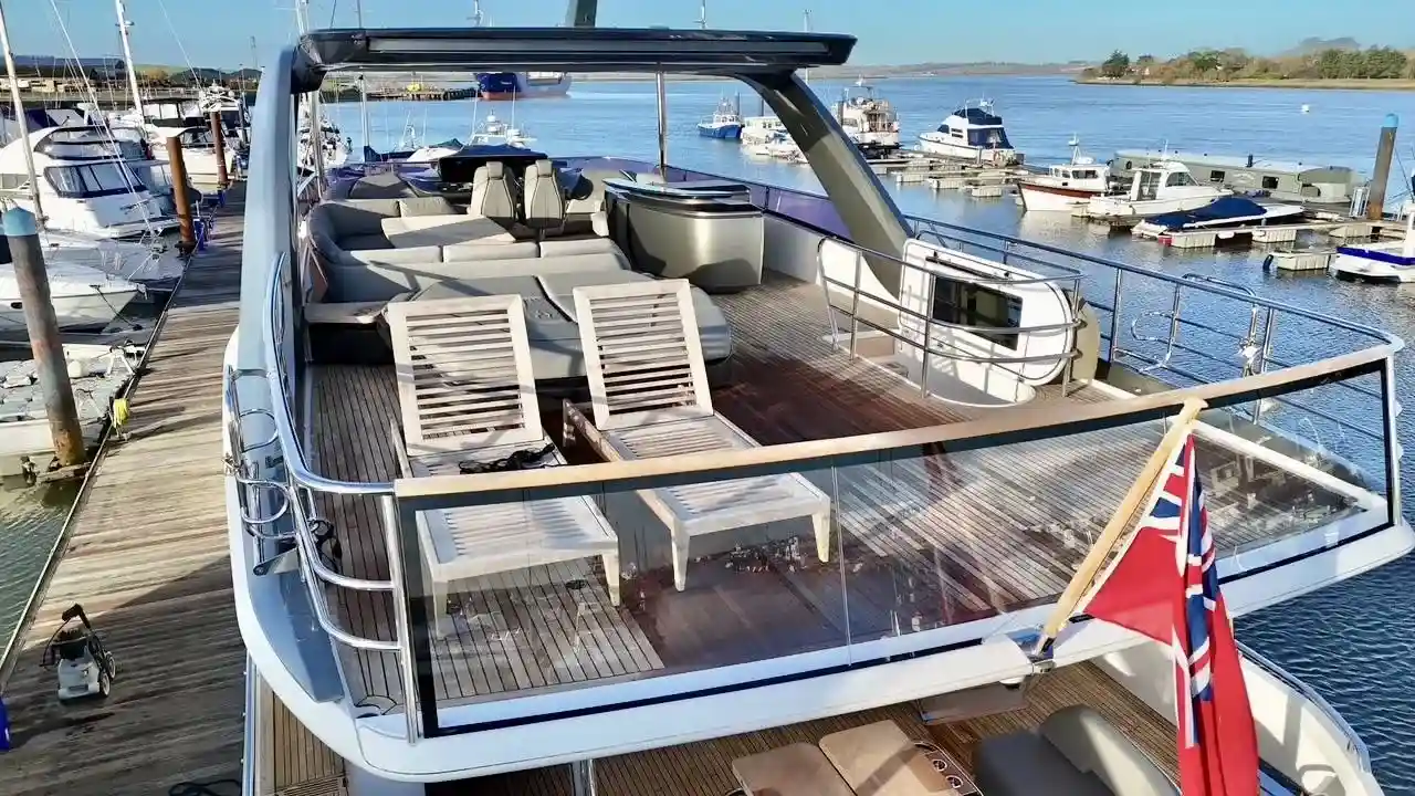 Thumbnail von Princess Y85