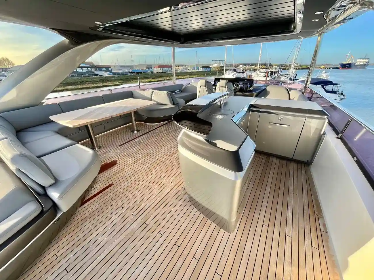 Thumbnail von Princess Y85