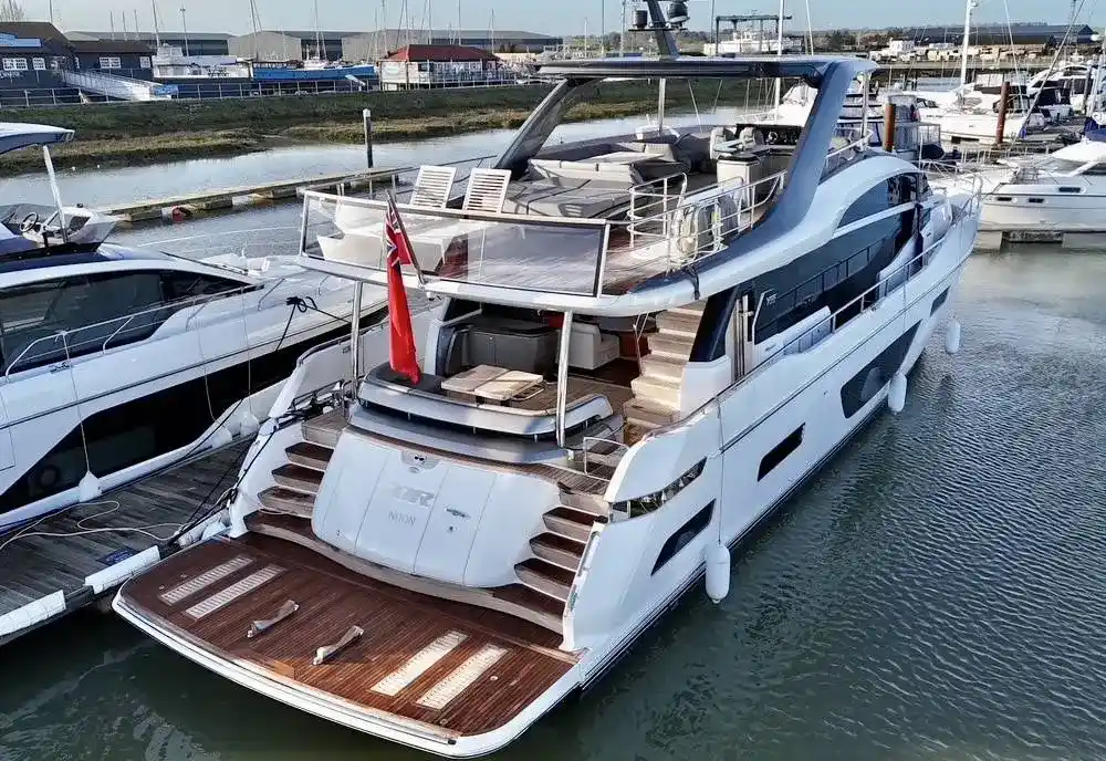 Thumbnail von Princess Y85