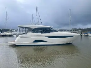 Thumbnail von Bavaria R40 Swysh