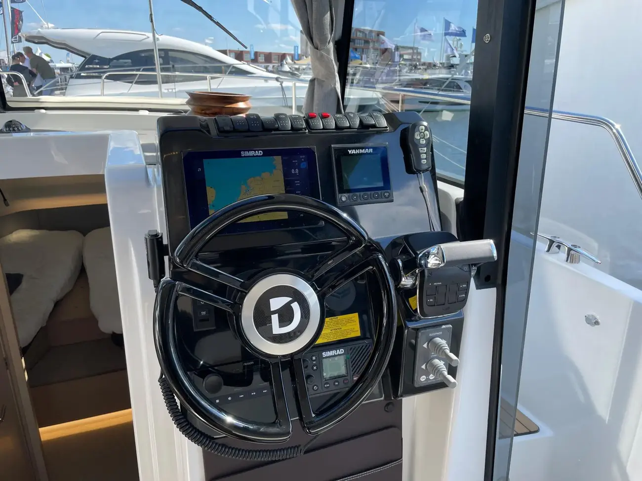 Thumbnail von Delphia 10 Sedan DE 006 IN STOCK