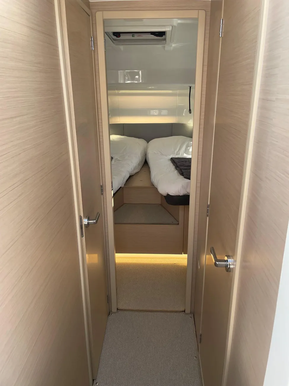 Thumbnail von Delphia 10 Sedan DE 006 IN STOCK