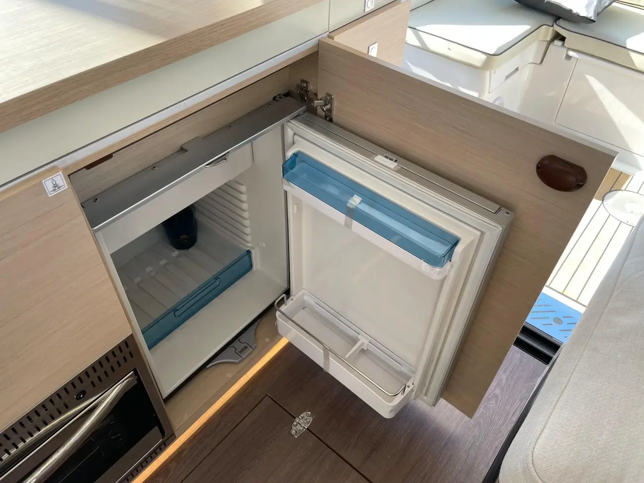 Thumbnail von Delphia 10 Sedan DE 006 IN STOCK