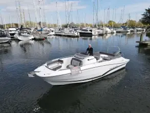 Jeanneau Cap Camarat 7.5 CC Series 3