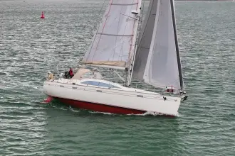 Thumbnail von Southerly 38 Snow Goose