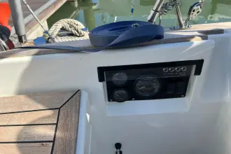 Thumbnail von Southerly 38 Snow Goose